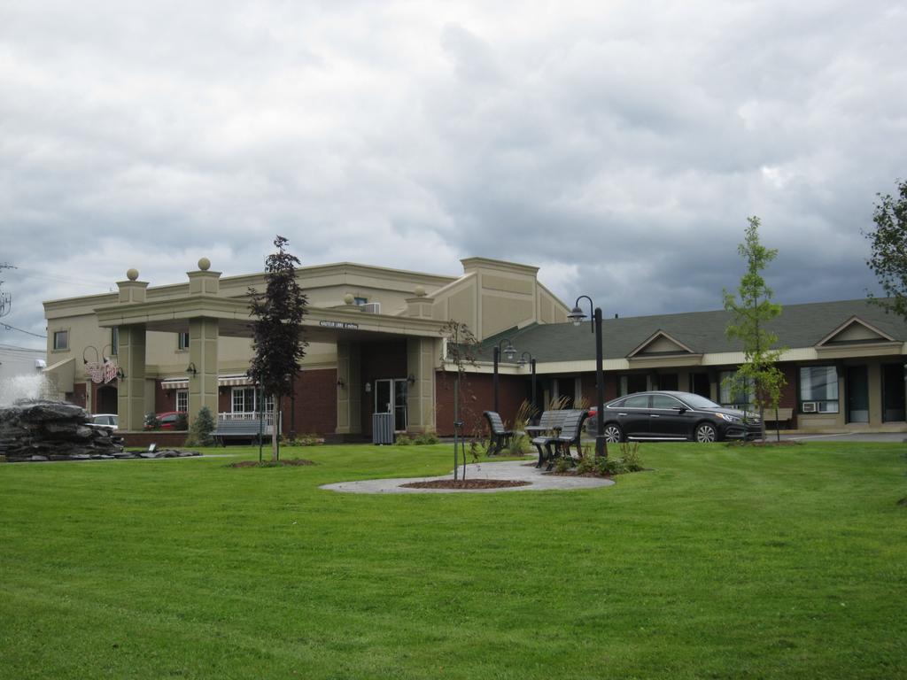 Hotel Motel Le Quiet Lac-Mégantic Esterno foto